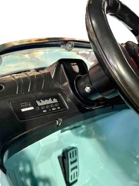 Παιδικό ηλεκτροκίνητο αυτοκίνητο με χειριστήριο - BLF-118 - 701117 - White