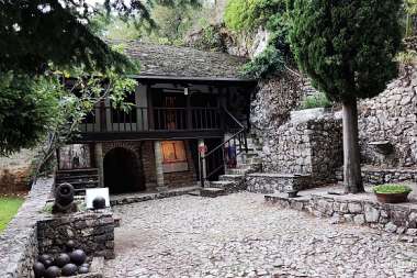 Olympus Diamond Painting "Ali pasas House"- Ψηφιδωτό Μωσαικό "Σπίτι του Αλή Πασά νησάκι Ιωαννίνων" 40X30